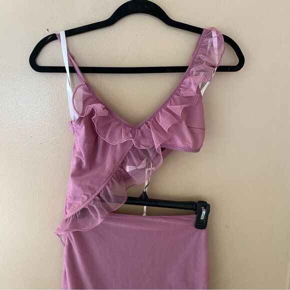 More To Come Payton Ruffle Dress pink mini cut out Y2K Revolve NWT S - Picture 9 of 9